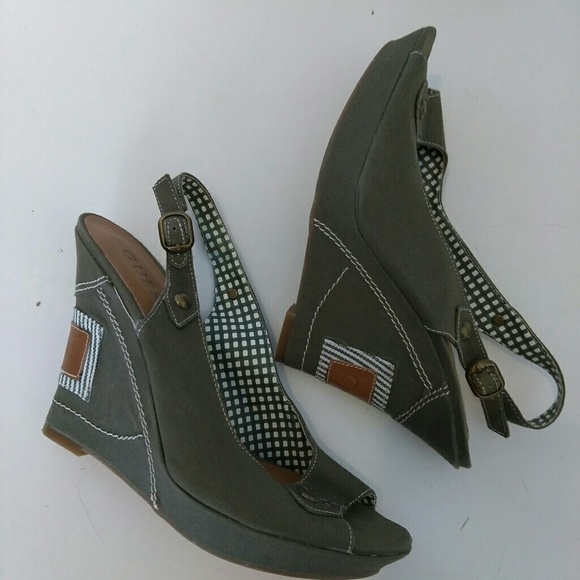 Guess Wedge Heel Denim Casual Sling Back - Picture 4 of 5